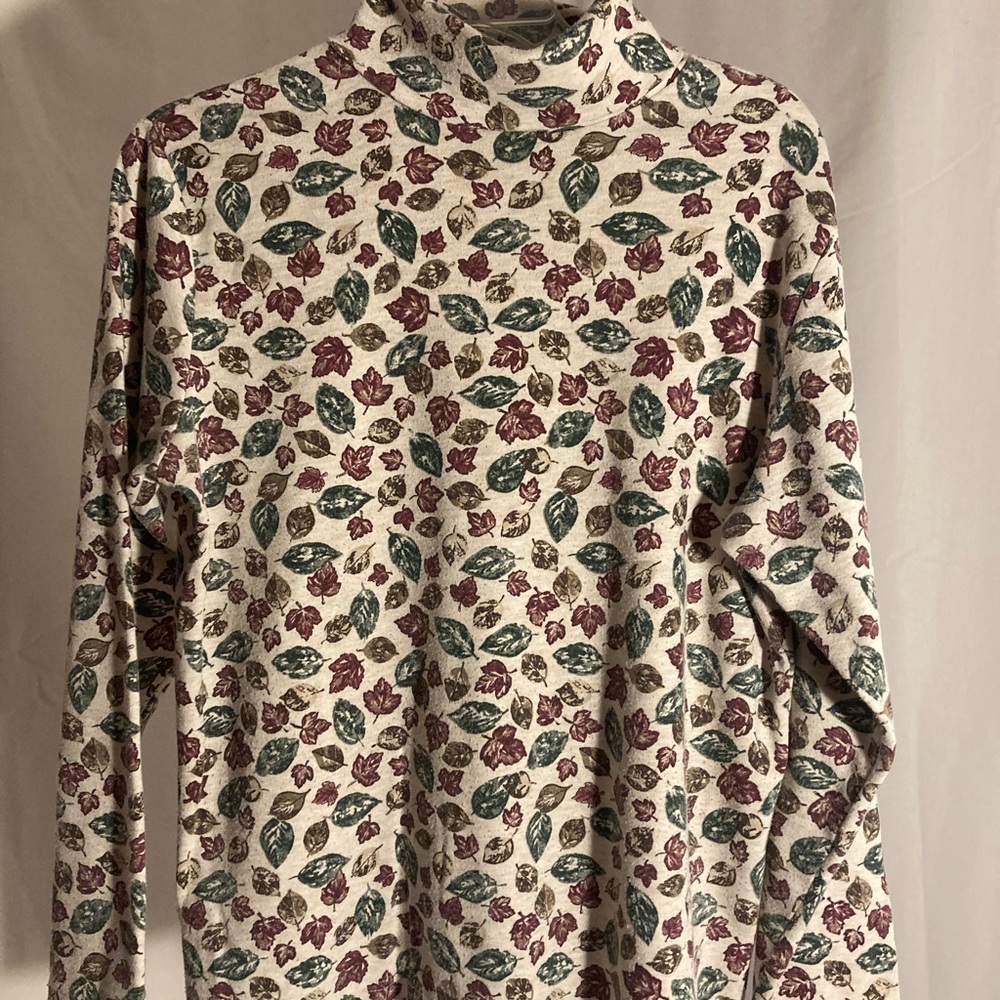 Fashion Bug Long Sleeve Floral Shirt - Cream, Green, Red medium women’s tur